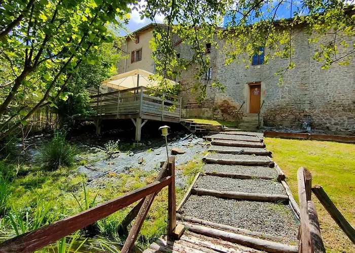 Gite De L Etang Du Planchon